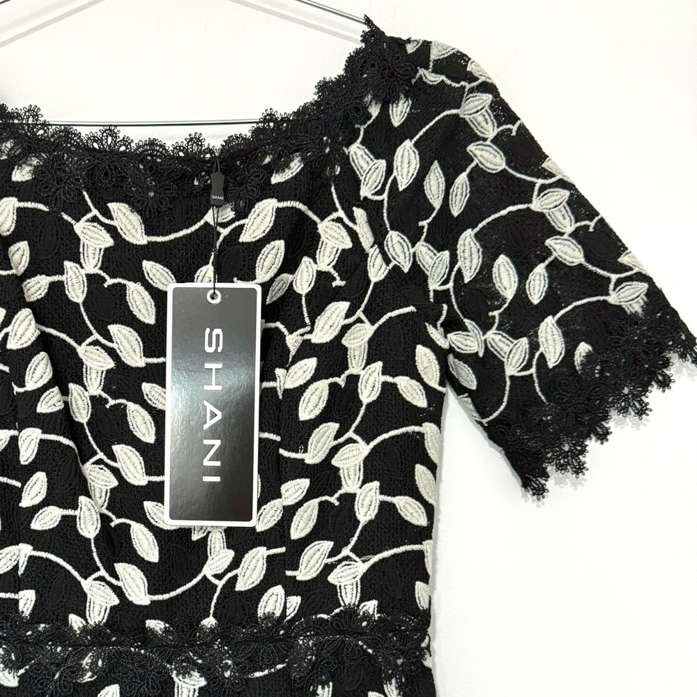 Shani NWT Black/White Two Tone Lace Bateau Neck Ruffle Hem Dress - Picture 3 of 10